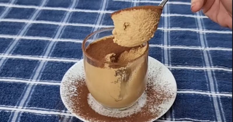 Doce feito com café e leite