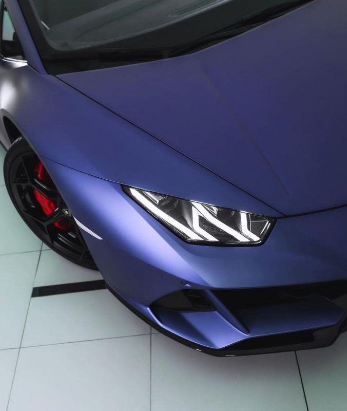 Frente do Lamborghini Huracán EVO Coupe