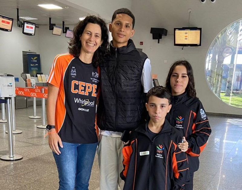 Atletas e treinadora do Cepe ficam em São Paulo até domingo (4)