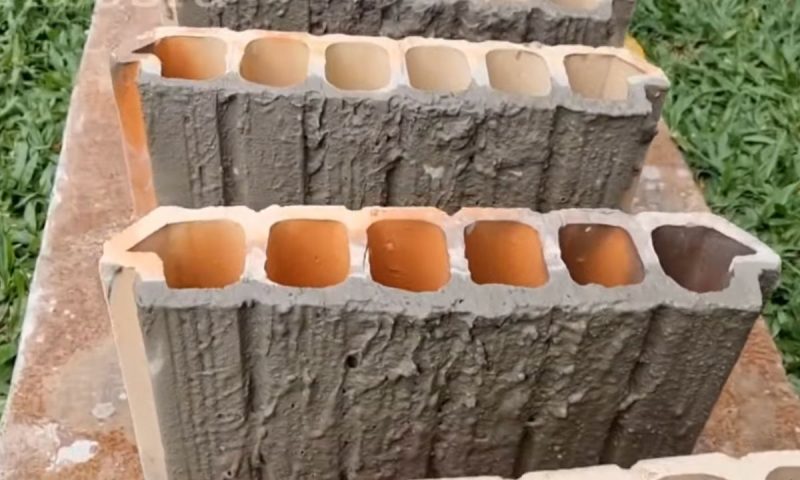 Tijolo chapiscado sai em pouco tempo, poupando energia no trabalho pesado – Foto: Reprodu&ccedil;&atilde;o