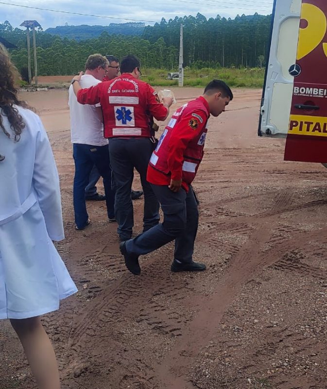 Ele foi levado ao hospital em Ibirama – Foto: Divulga&ccedil;&atilde;o/Reprodu&ccedil;&atilde;o/ND