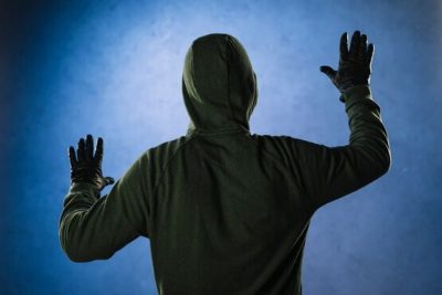 Adolescente foge de Centro Socioeducativo e é preso novamente - Imagens: /Freepik/ TJSC/ Divulgação / ND