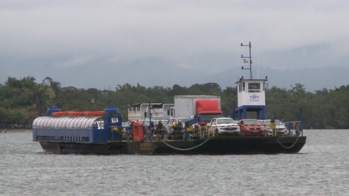 Ferry boat que liga Joinville a Vila da Glória, em São Francisco do Sul, é interditado ND Mais Ferry boat que liga Joinville a Vila da Glória, em São Francisco do Sul, é interditado ND Mais