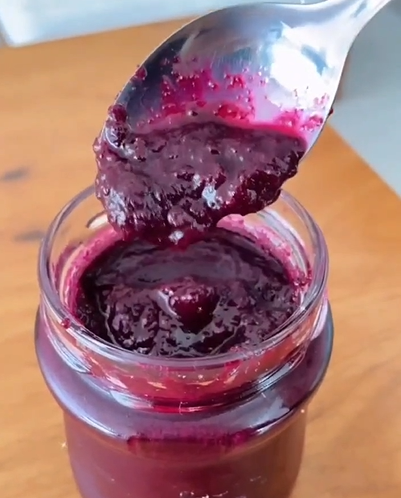 Geleia saudável é a dica da vez para receitas menos calóricas - Foto: Low Card Receitas/Reprodução/ND