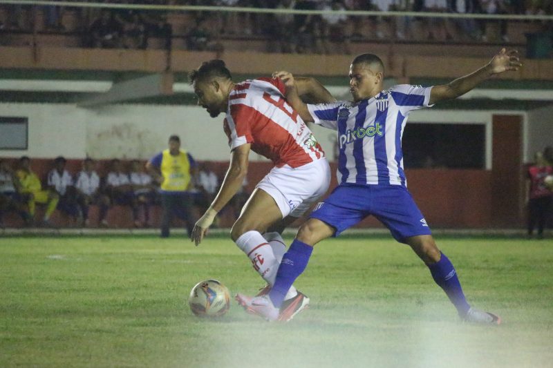 The match between Hercilio Luz and Avai was controversial over the refereeing