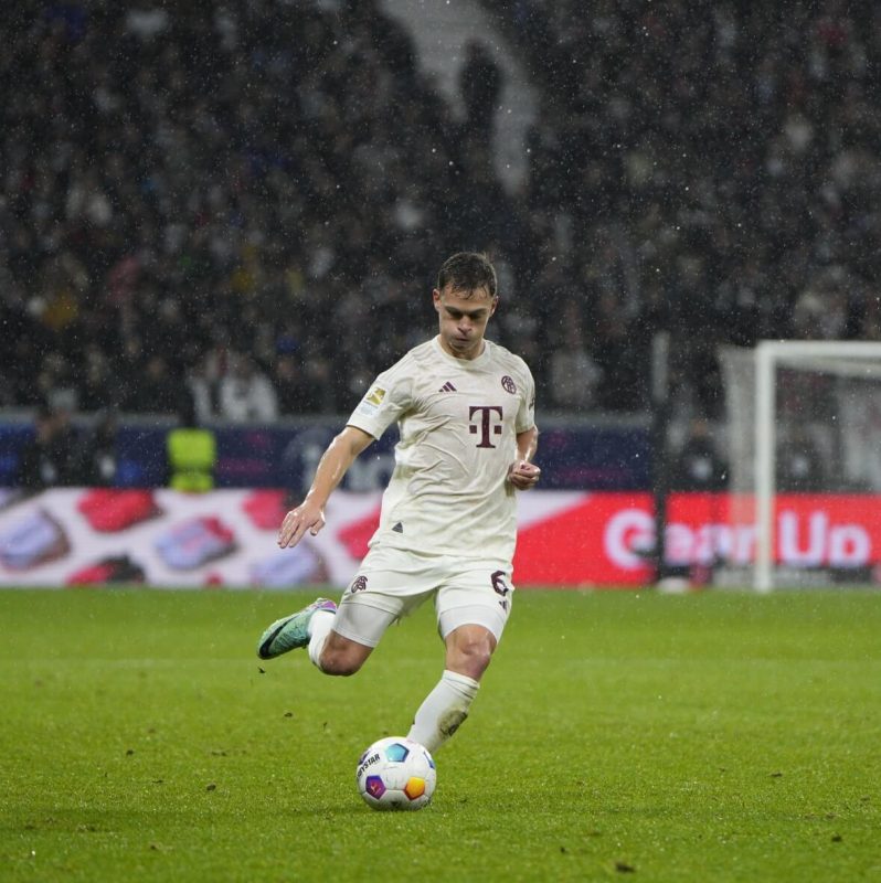 Joshua Kimmich, alvo do PSG