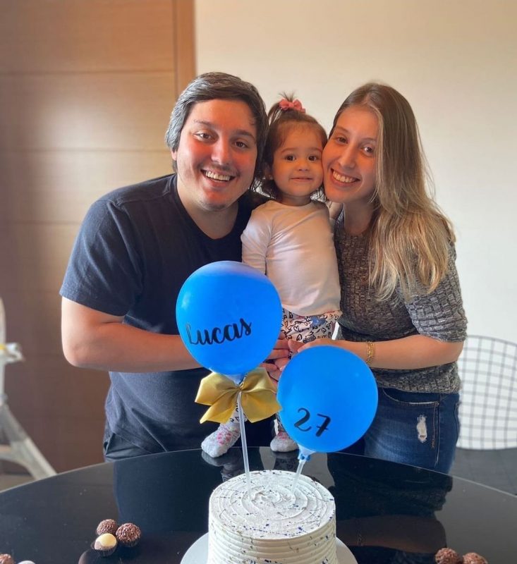 Lucas e a fam&iacute;lia constitu&iacute;da – Foto: Reprodu&ccedil;&atilde;o/Instagram