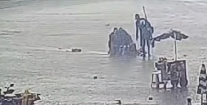 Grupo de 8 pessoas foi atingido por descarga elétrica no litoral de SP – Foto: Reprodução/Redes Sociais/ND