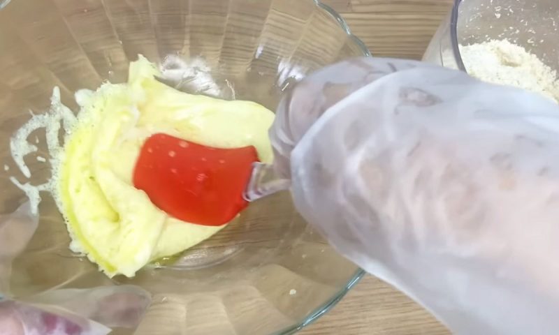 Pastel de forno leva queijo como parte da massa