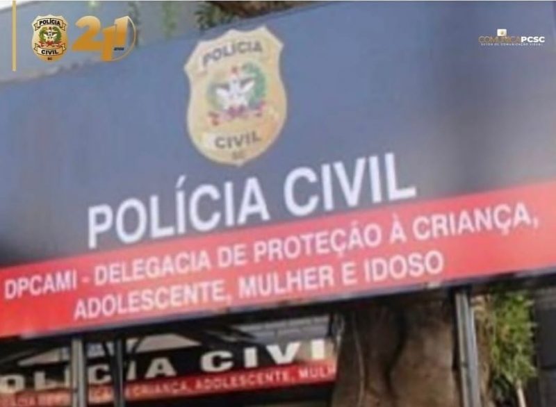 A pena de prisão para prática de estupro é de 8 a 15 anos de reclusão