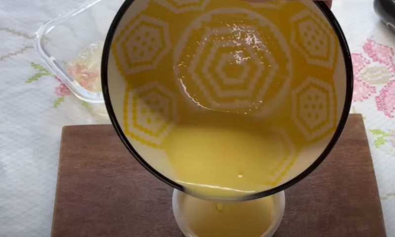 Basta levar ao micro-ondas por 1 minuto e 30 segundos e pronto! – Foto: Reprodu&ccedil;&atilde;o