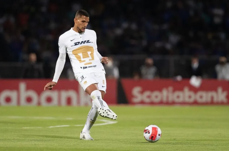 Novo reforço do Criciúma