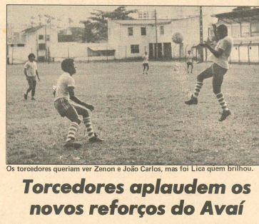 A presen&ccedil;a do meia Zenon entre os contratados lotou o acanhado est&aacute;dio Adolfo Konder – Foto: Acervo Biblioteca P&uacute;blica SC – Hemeroteca Digital/Jornal O Estado