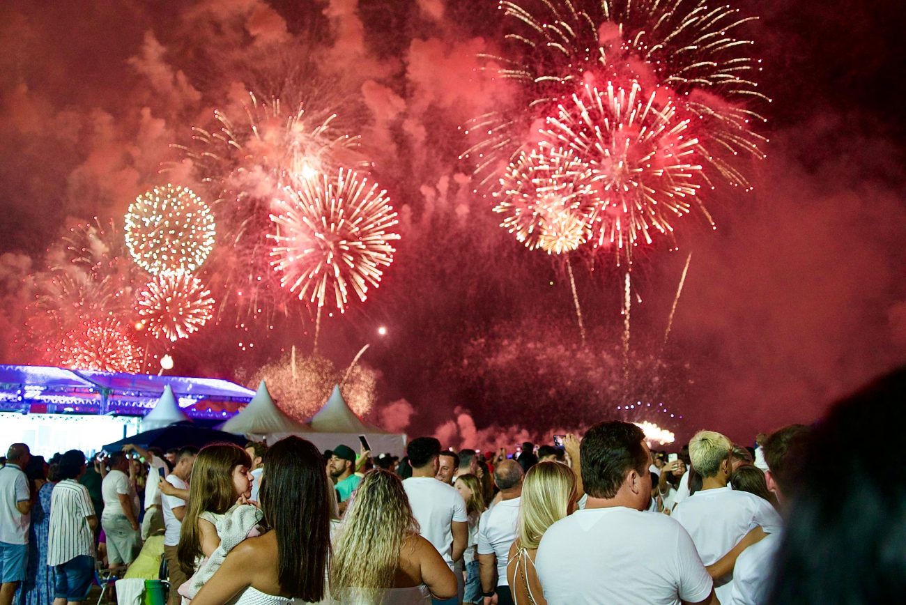 FOTOS: Como foram as festas de Réveillon em Florianópolis e Balneário ...