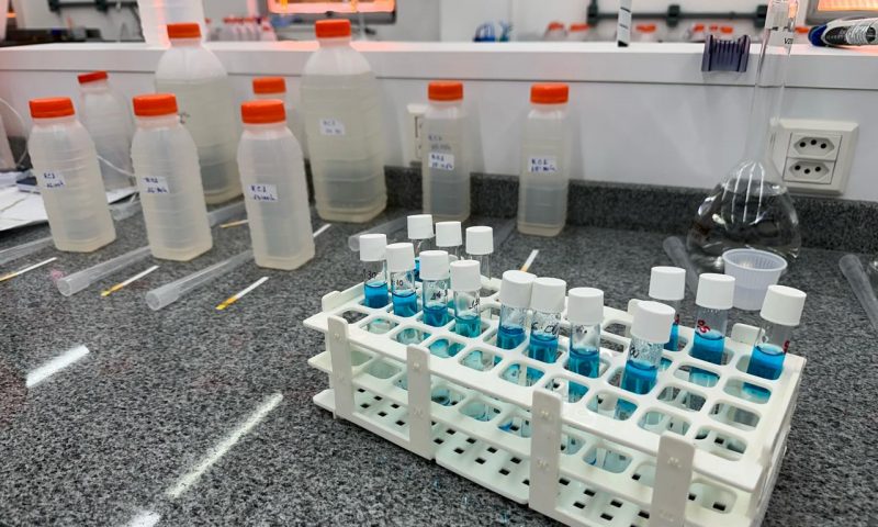 Ácido sulfônico foi derramado no rio Cubatão após acidente 