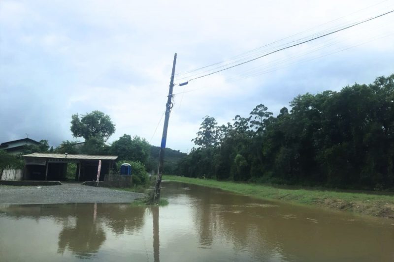 Rua Manoel Calixto Rodrigues, bairro Jardim Sofia, ap&oacute;s chuva nesta ter&ccedil;a-feira (23) – Foto: Reprodu&ccedil;&atilde;o/Redes Sociais