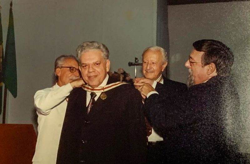 Ungaretti tomando posse na Academia Catarinense de Letras, que presidiu – Foto: Arquivo