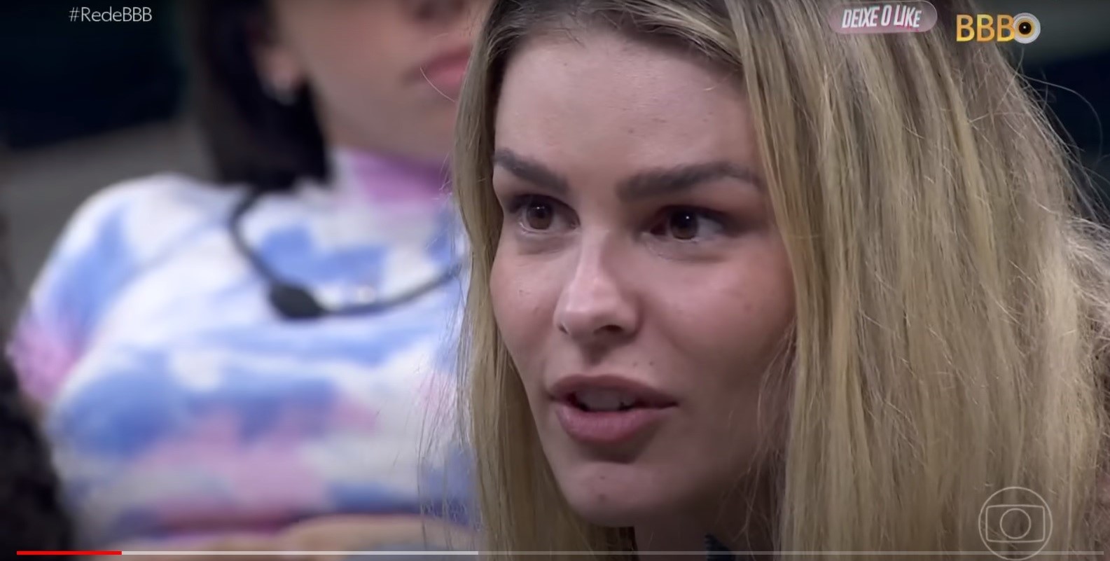 A participante Yasmim, do BBB 24, soltou o verbo e afirmou que vai se vingar duramente ap&oacute;s descobrir quem falou do corpo das participantes. – Foto: Canal do Youtube do Big Brother Brasil/Divulga&ccedil;&atilde;o/ND