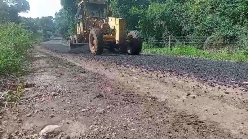 Material será reutilizado em outras estradas em Chapecó.
