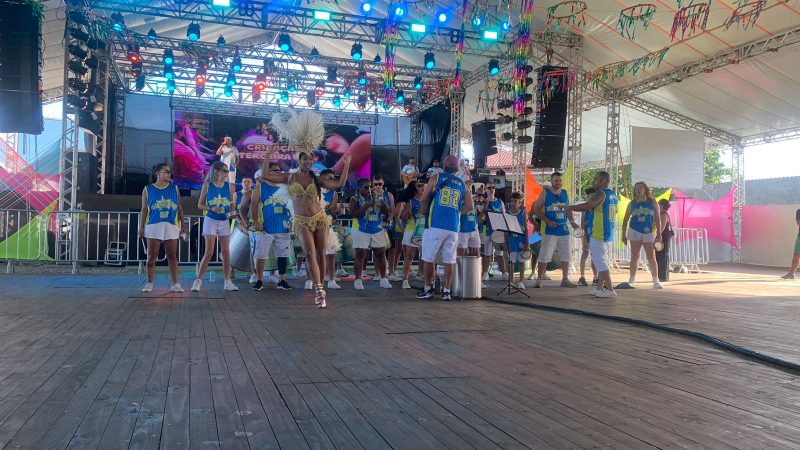 Apresentação no NavegaFolia, o Carnaval de Navegantes em 2024