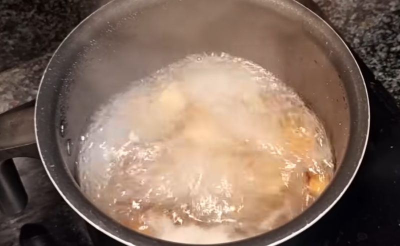 Com ingredientes comuns, nutricionista ensina como preparar bebida que promete auxiliar no emagrecimento, como acompanhamento a dietas 'low carb' - Foto: Redes Sociais/Divulgação/ND