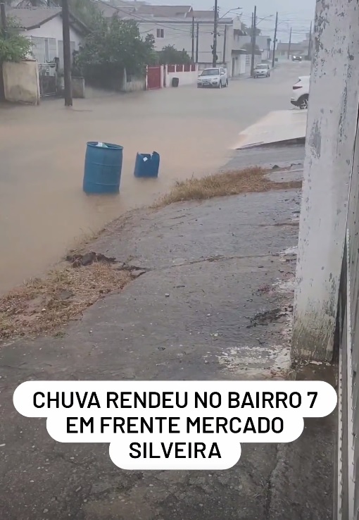 O bairro 7 de Setembro foi um dos mais afetados pela chuva nesta quinta-feira (29)