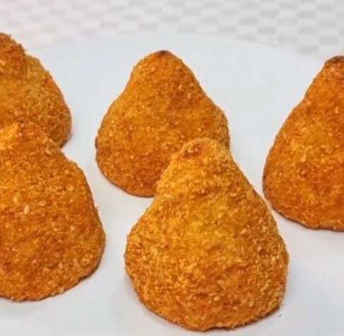 Receita da coxinha de frango sem farinha pode ajudar na reeducação alimentar 
