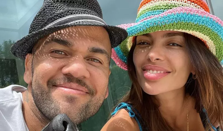 Joana Sanz publicou nova foto com Daniel Alves