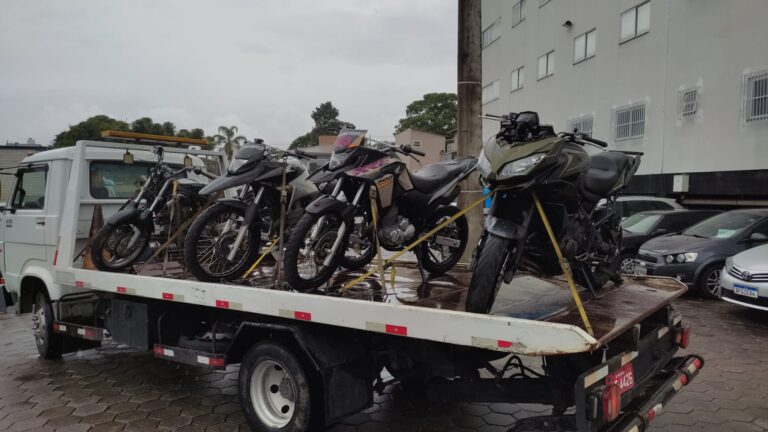 Desmanche de motos desbancado em São José teve muito mais veículos apreendidos 