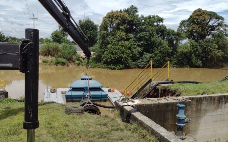 Conserto de sistema de captação de água em Itajaí