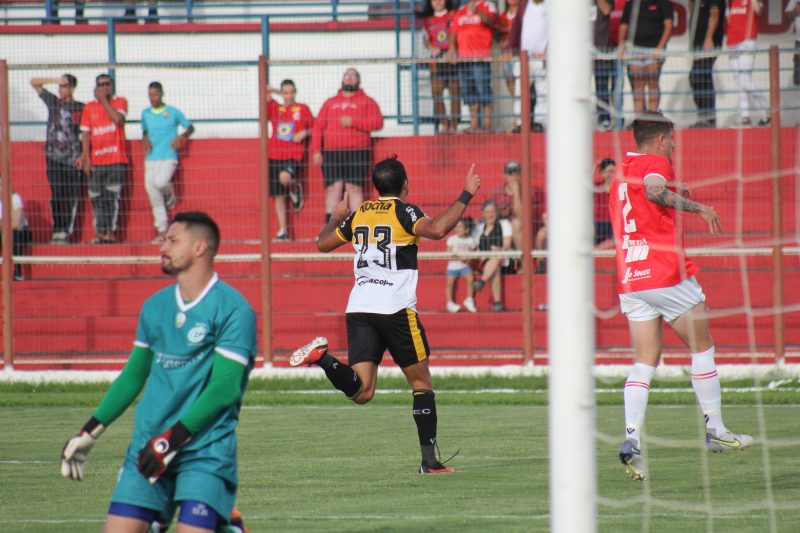 Eder fez o gol da vitória do Criciúma em Lages