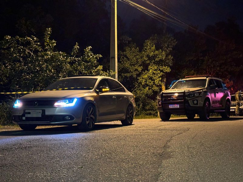 Ele conduzia um Jetta, usado nos furtos, quando foi abordado – Foto: Pol&iacute;cia Militar/Reprodu&ccedil;&atilde;o/ND