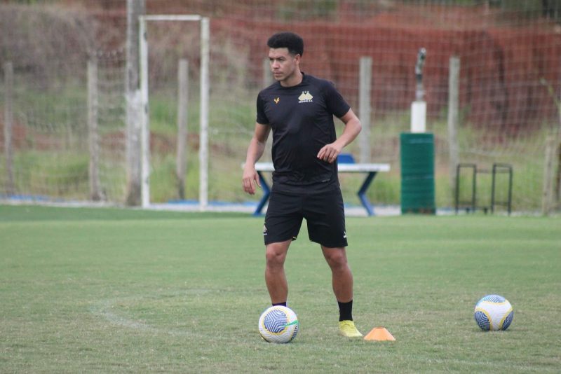 Marquinhos Gabriel, novo camisa 10 do Avaí, durante o período no Criciúma