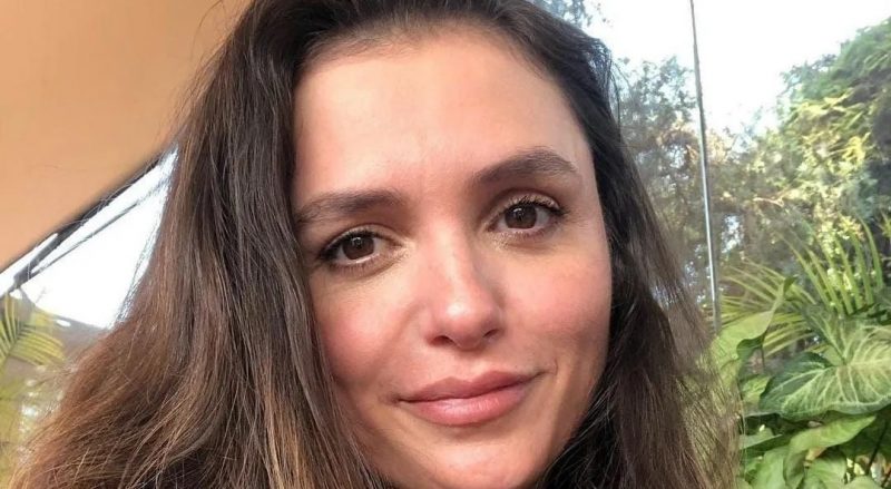 O que é disbiose, doença que atriz Monica Iozzi revelou ter