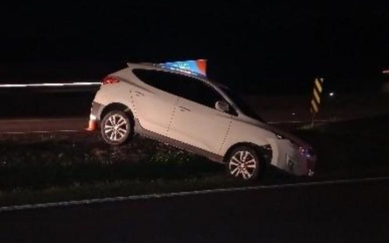 Carro utilizado por criminosos presos pela Polícia Militar de Santa Catarina