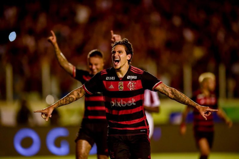 Atacante Pedro foi destaque na &uacute;ltima partida do Flamengo e fez tr&ecirc;s gols – Foto: Reprodu&ccedil;&atilde;o/Redes Sociais/ND