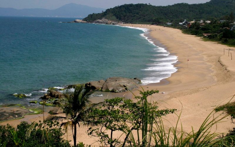 praia de Balneário Camboriú ilustra notícia sobre balneabilidade