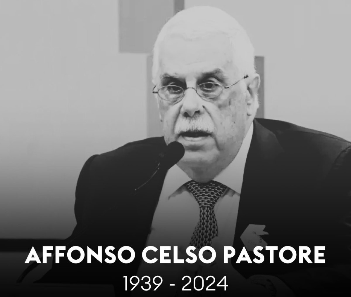 Na imagem aparece o ex-presidente do Banco Central Affonso Celso Pastore.