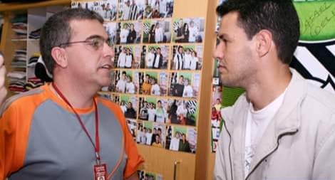 L&aacute; em 2007, o primeiro contato com o goleiro Wilson do Figueirense. Muita coisa iria acontecer depois – Foto: acervo pessoal/ND