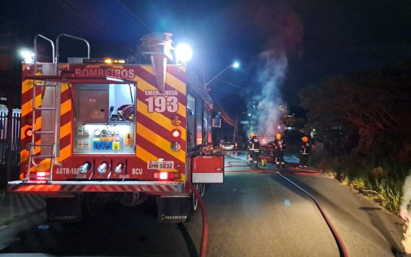 Cena do acidente que matou motociclista em Camboriú (SC)