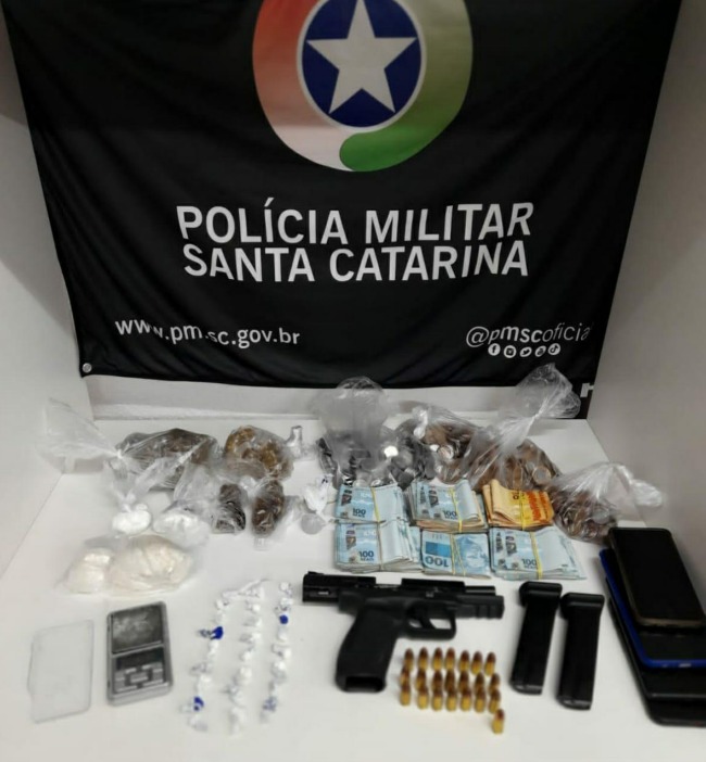 Itens apreendidos durante a operação 360° Infinito