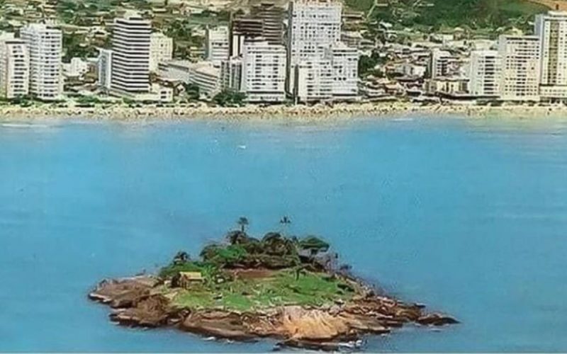 Ilha das Cabras, em Balneário Camboriú, na década de 1980