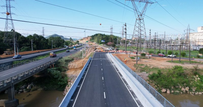 Nova ponte na BR-101 em Capivari de Baixo