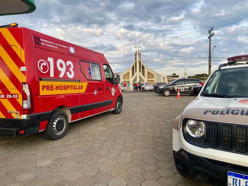 Dois tiros atingiram a vítima 