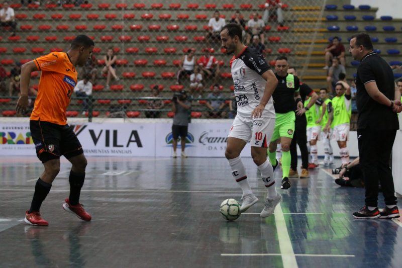 JEC Futsal foi superado na segunda rodada da Super Copa Gramado