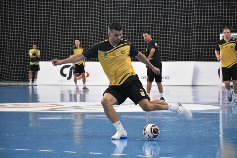 Jaraguá Futsal enfrenta o São João do Jaguaribe na estreia da Supercopa