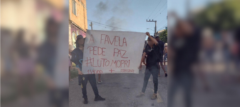 Protesto no bairro Monte Cristo, em Florianópolis 