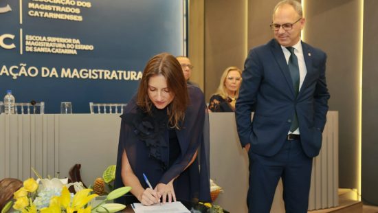 Associa&ccedil;&atilde;o dos Magistrados Catarinenses tem nova Diretoria