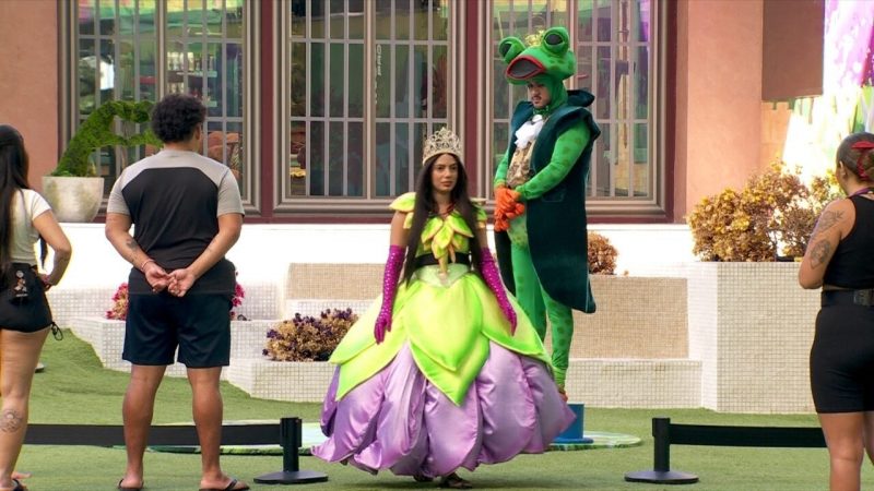 Fernanda e MC Bin Laden no Castigo do Monstro