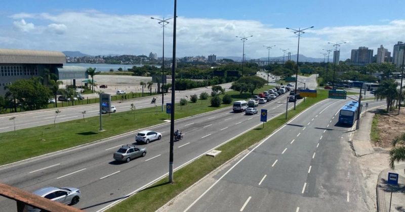 Foto mostra um dia de sol